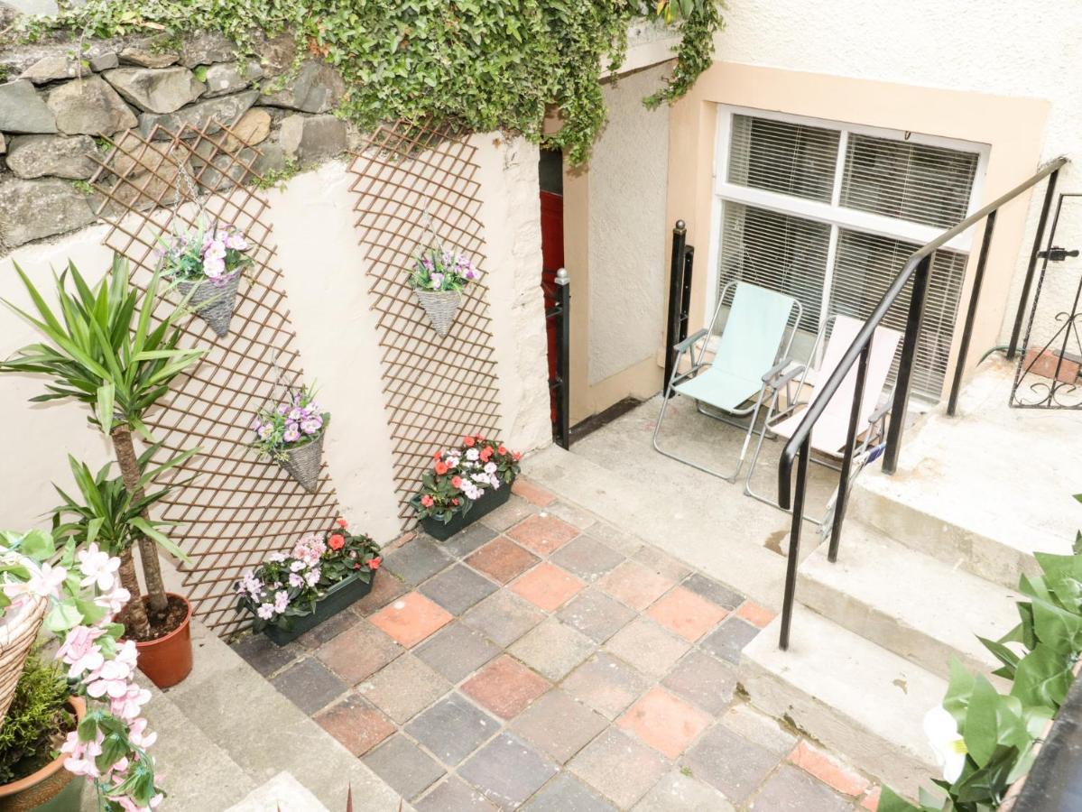 Llys Madoc, Basement Apartment Penmaenmawr Bagian luar foto